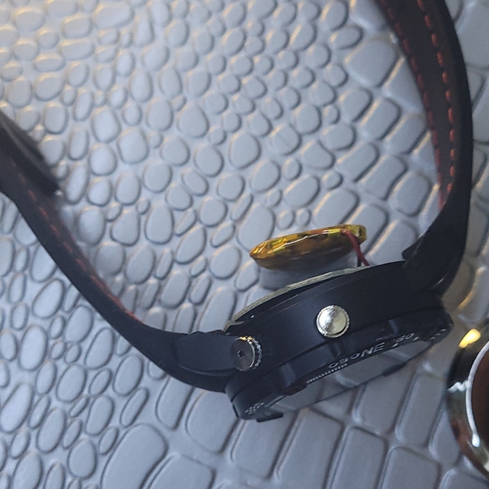 Watch ⌚️ - Picture 4 of 7